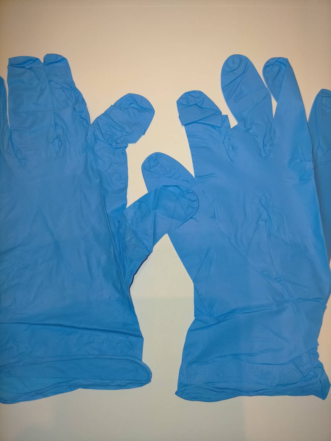 使い捨てニトリル手袋は100均(ダイソー・セリア)で買える！天然ゴム手袋との違いも - こもれびトレンドニュース