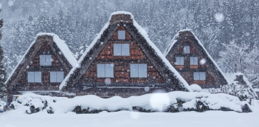 白川郷 雪はいつから いつまで 合掌造りの向きと特徴とは 岐阜世界遺産 こもれびトレンドニュース